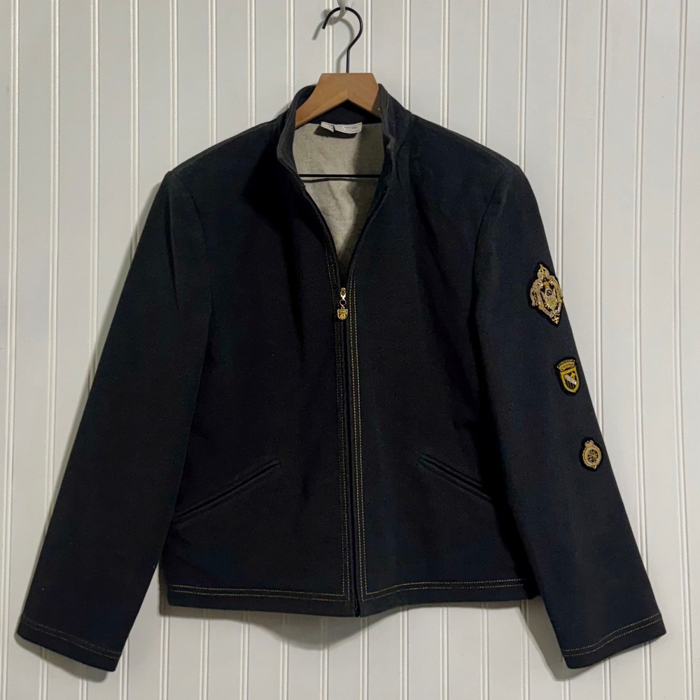 St. John Sport Womens L Black Zip Jacket Crest Patches Vintage Preppy
Equestrian